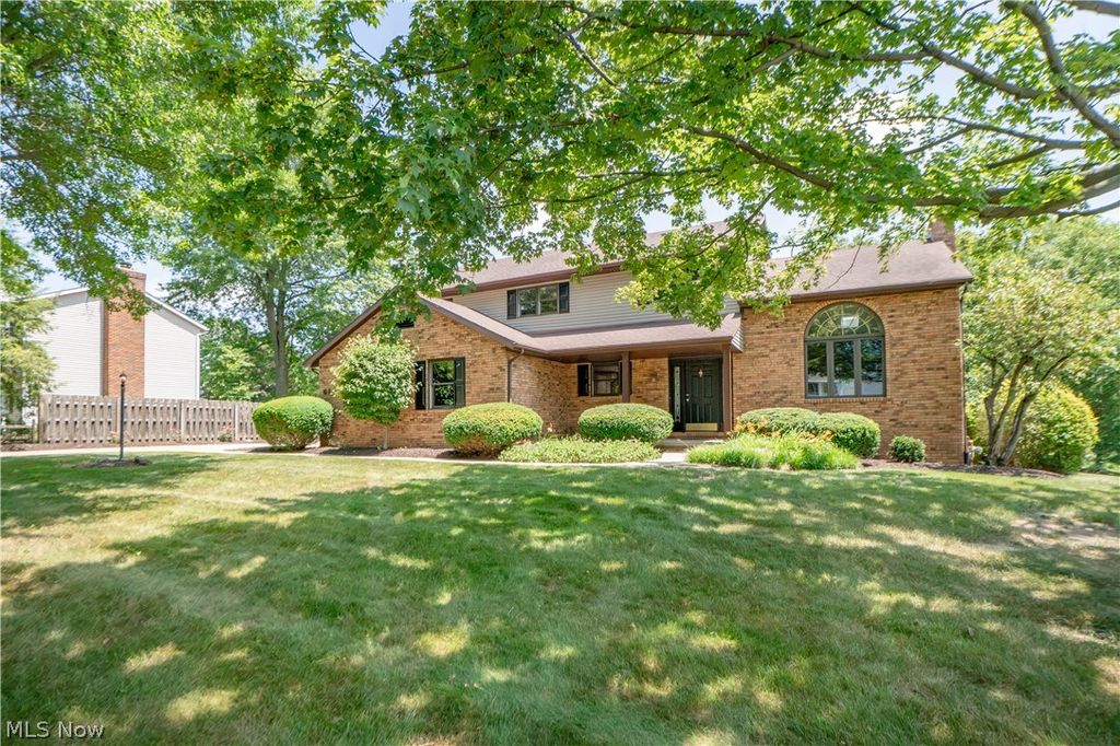 Photo of 6104 Shipslanding Avenue NW, Canton, OH 44718 (MLS # 5223274)