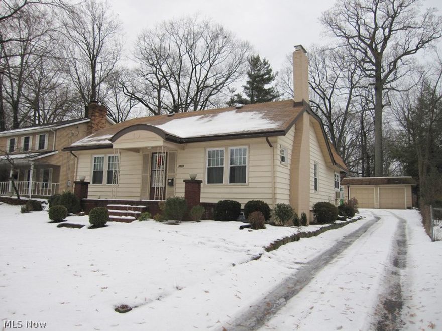 This is a charming craftman styled ranch in optimal location in stow. Lovely home owners, show pride of ownership with their beautiful front and back yard. This home features 9 ft. ceilings, country side kitchen, nice size living room and master bedroom. 2 full baths, enclosed back porch, full basement and more. Kitchen and bath could use updating, but there are newer windows, roof, carpeting and much more. Windows are Polaris to replacement, main roof new 2011 the front portion replaced in 2017 due to wind storm. Toilet replaced in 2016 hot water tank in 2014.