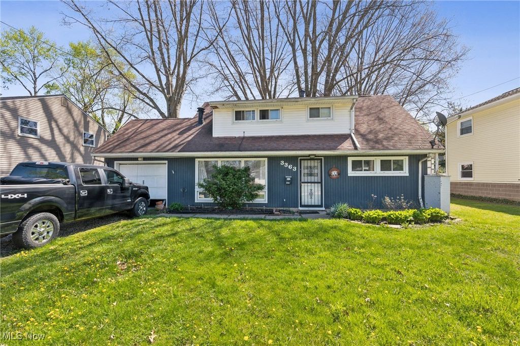 Photo of 3363 Bailey Road, Cuyahoga Falls, OH 44221 (MLS # 5178689)