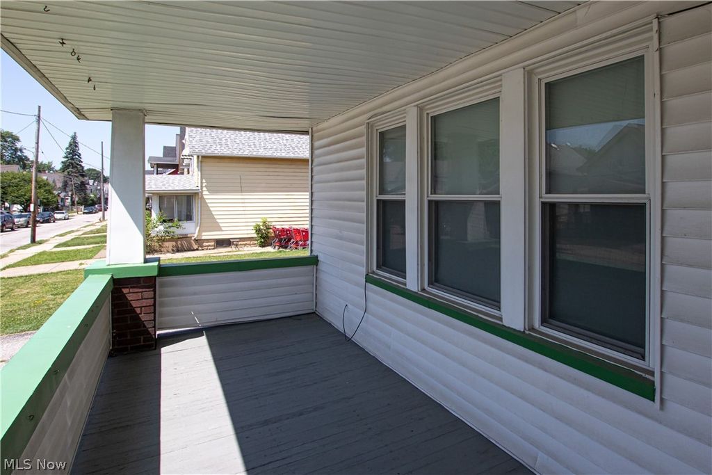 Photo of 2189 W 105th Street, Cleveland, OH 44102 (MLS # 5223452)