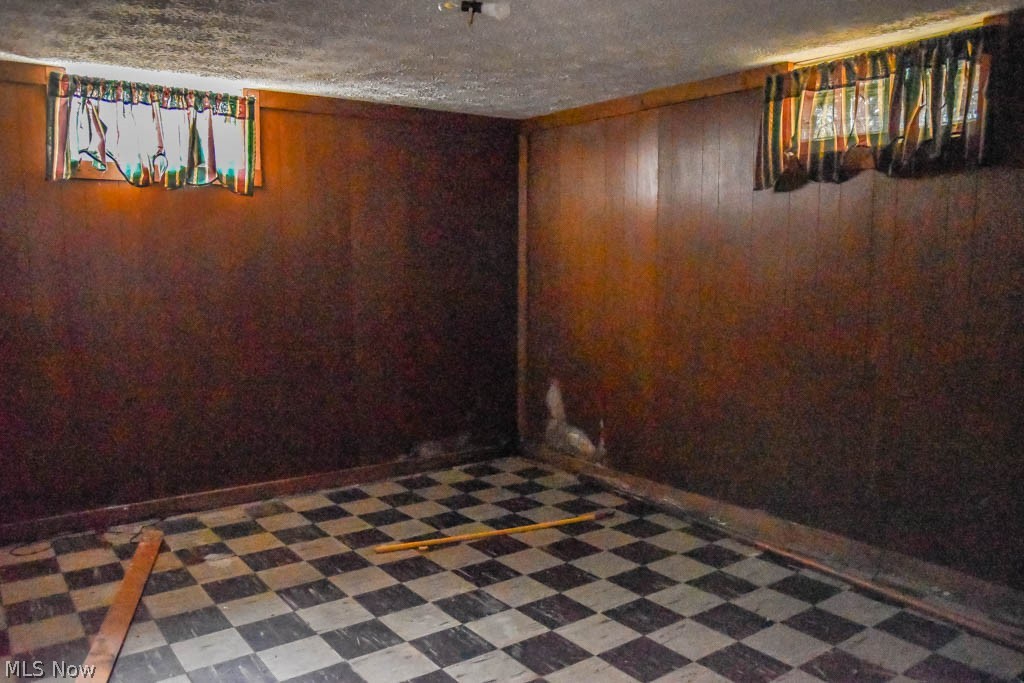 Young L A - Residential