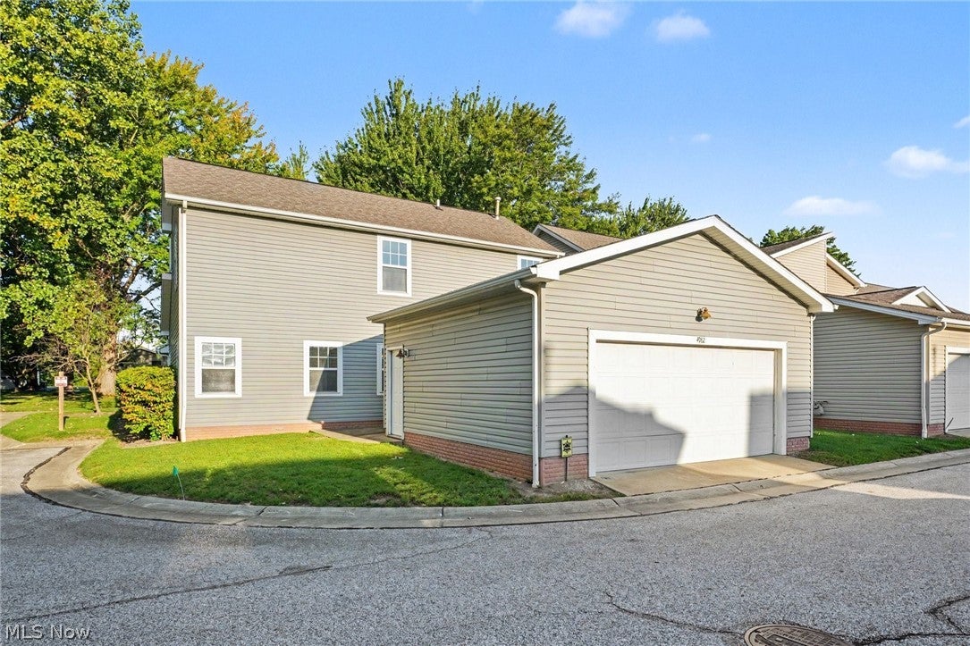 4982 Penny Lane