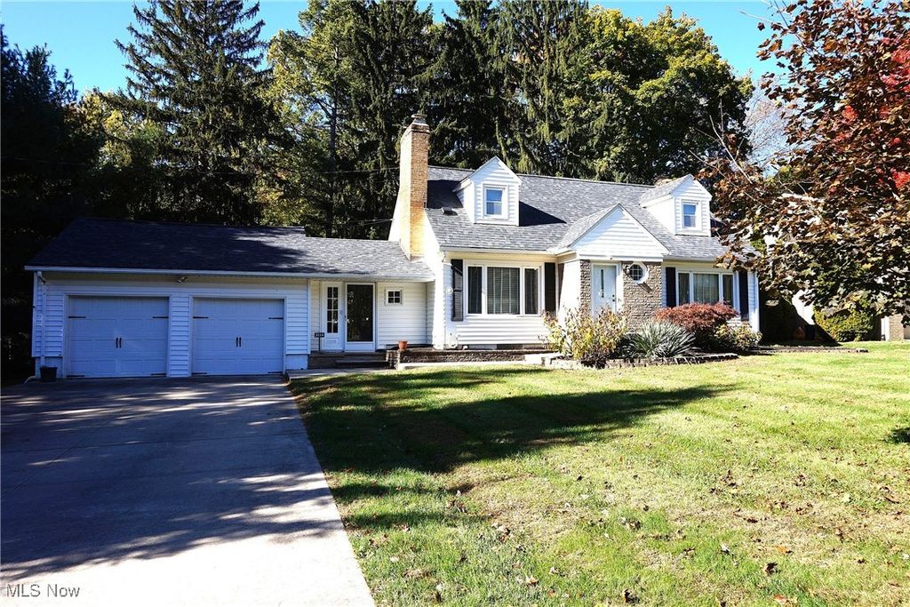 Photo of 3114 W Edgerton Road, Silver Lake, OH 44224 (MLS # 5167786)