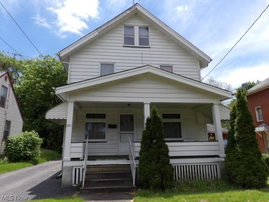 Investor opportunity! This home is being sold in "as-is" condition as a cash sale. The utilities are all on and working. This home was previously tenant occupied in April 2024.