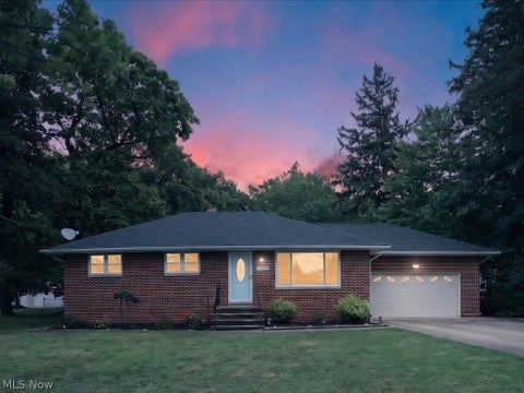 Photo of 5421 W 16th Street, Parma, OH 44134 (MLS # 5230243)