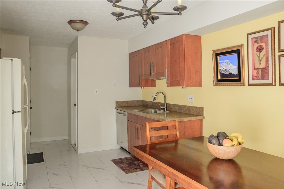 Cedarwood Vill Condo - Residential