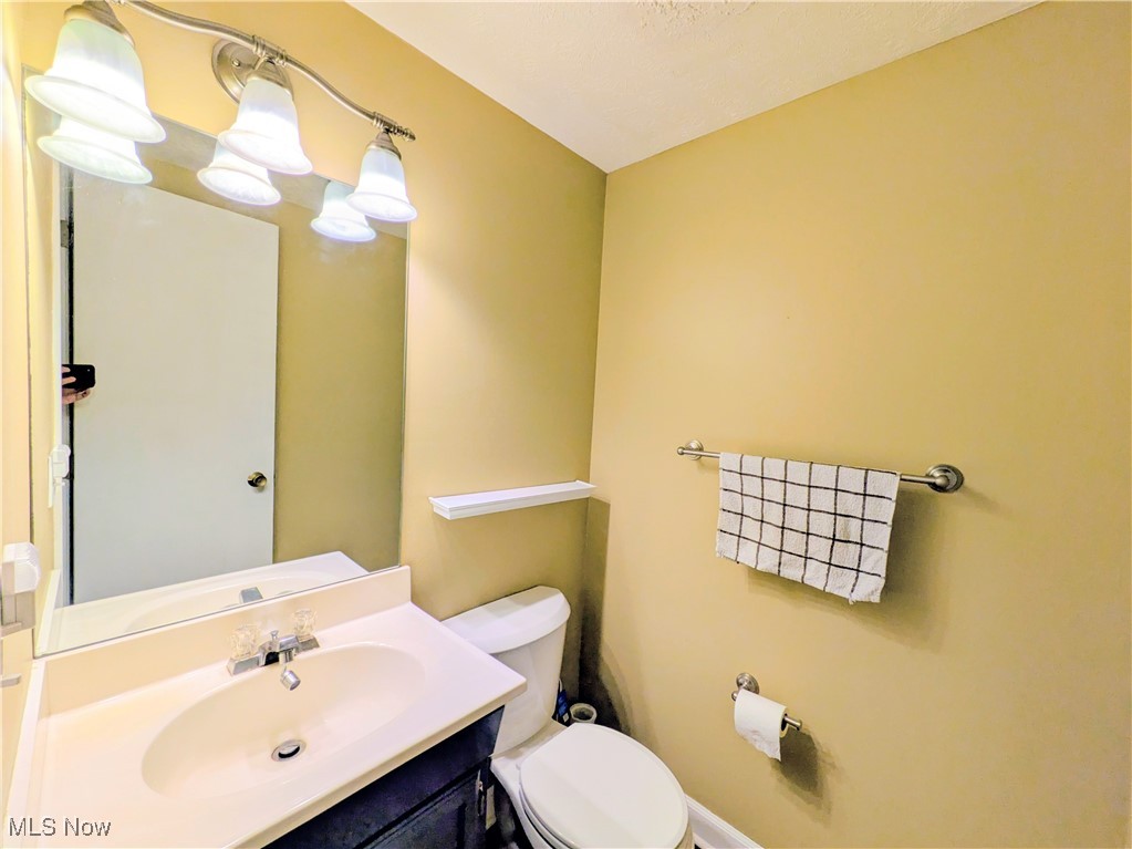 Cedarwood Vill Condo - Residential