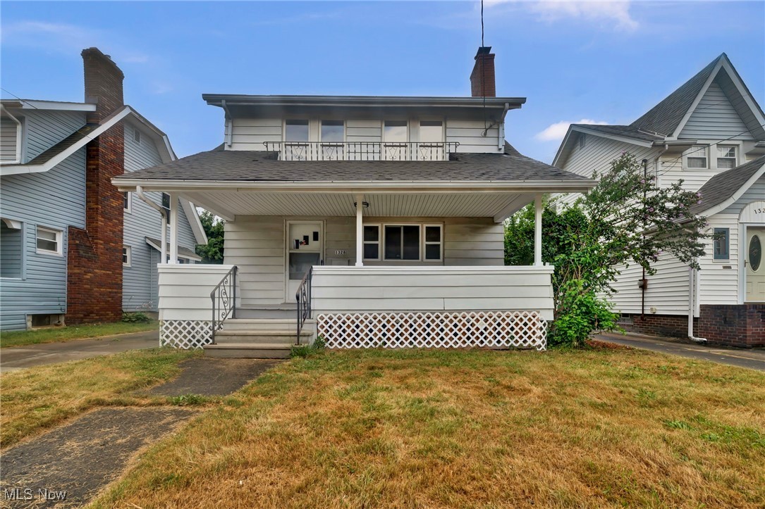 HGTV called—they want it back! This beautifully renovated 3-bedroom, 1-bath home is completely updated, including new floors, paint, cabinets, appliances, and a fully remodeled bathroom & kitchen. Plus, a brand new garage roof! You'll love the spacious layout with a formal dining room and mud room, plus major upgrades like a new water heater, updated electrical, and PVC plumbing. This home is stylish, functional, and move-in ready!
