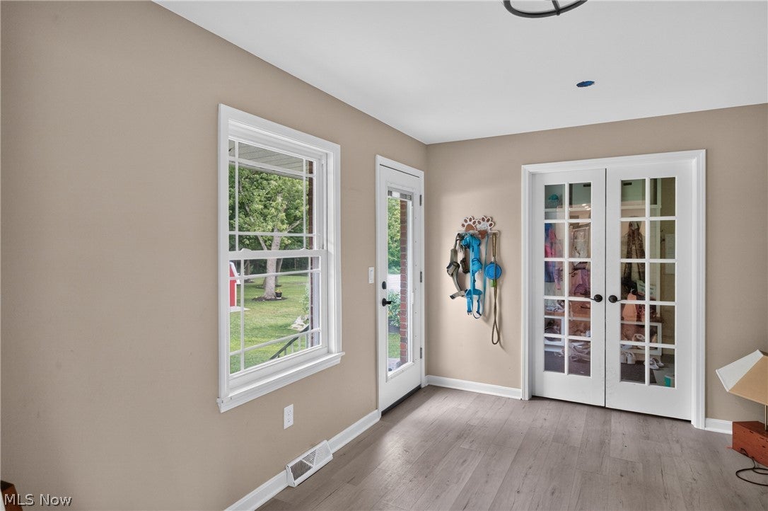 38385 Aurora Road