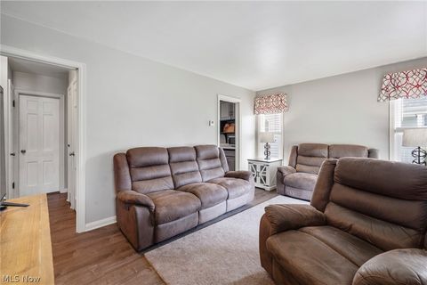 Tiny photo for 7416 Wefel Avenue, Brooklyn, OH 44144 (MLS # 5202102)