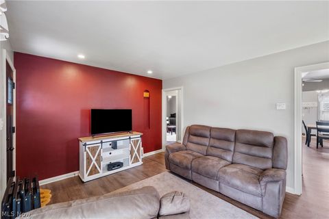 Tiny photo for 7416 Wefel Avenue, Brooklyn, OH 44144 (MLS # 5202102)