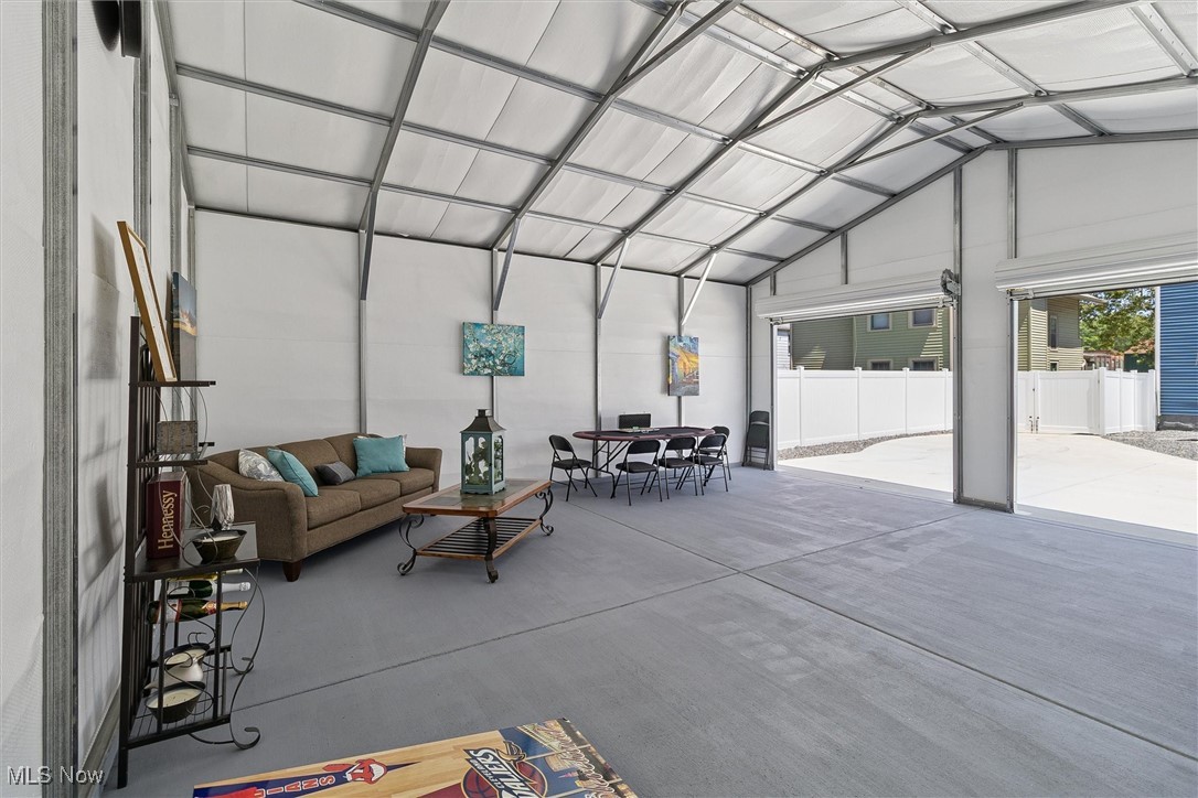 Elliott - Residential Lease