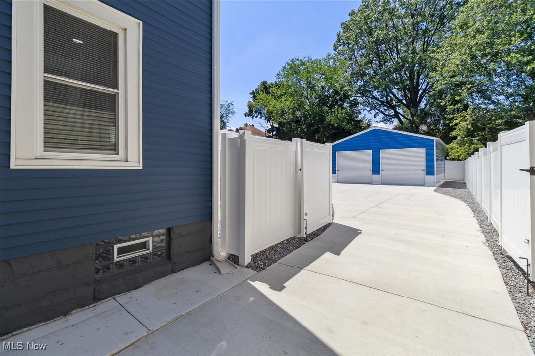 Elliott - Residential Lease