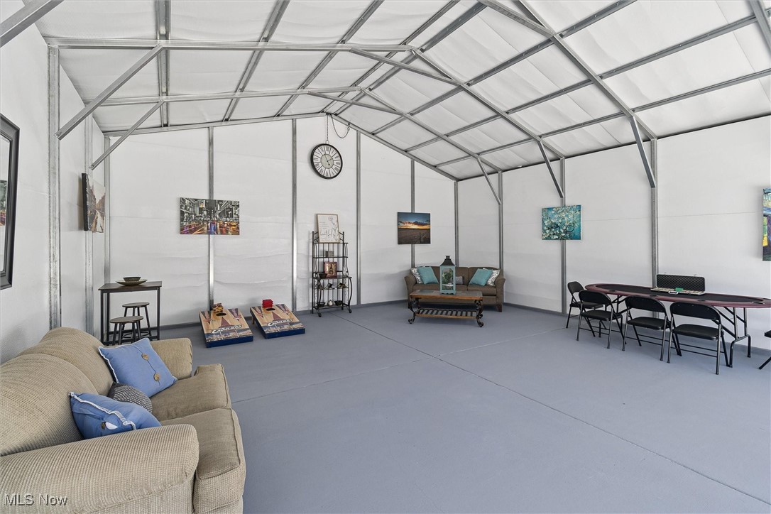 Elliott - Residential Lease