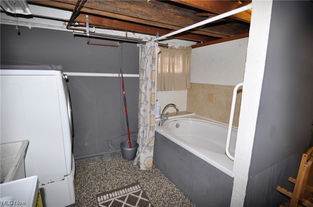 Village/Avon Sec 10 - Residential