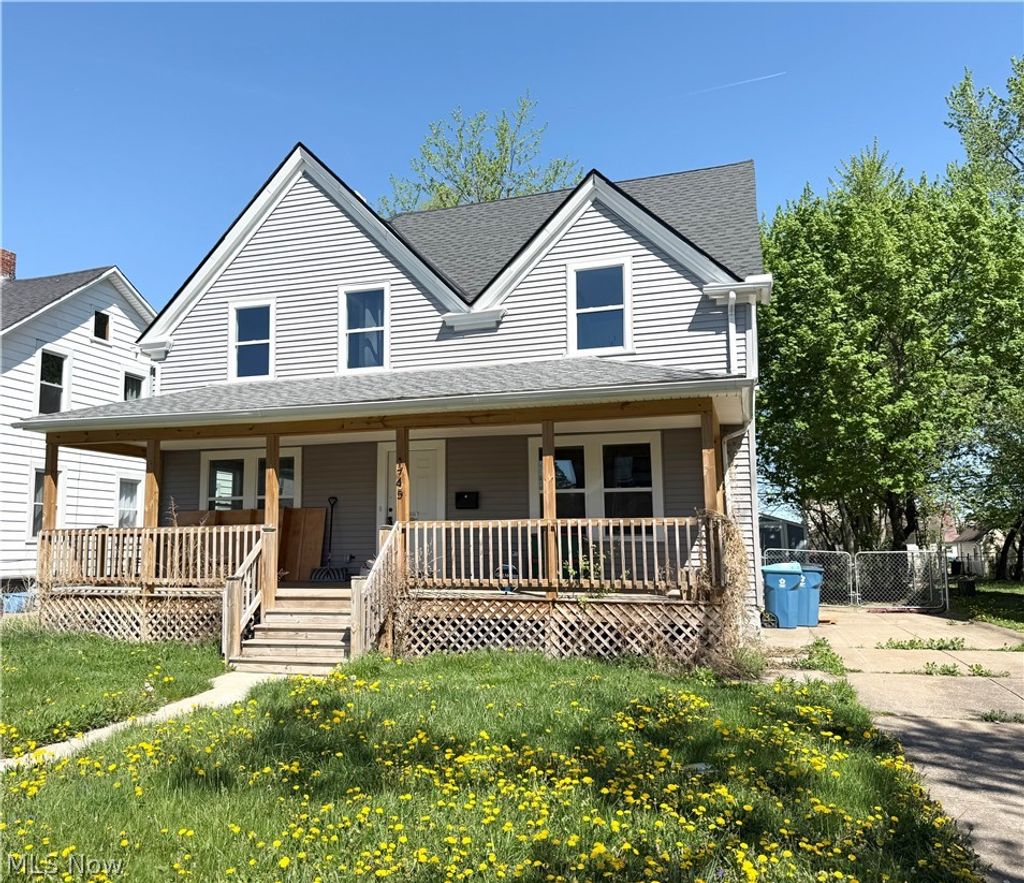 Photo of 1745 E 30th Street, Lorain, OH 44055 (MLS # 5202311)