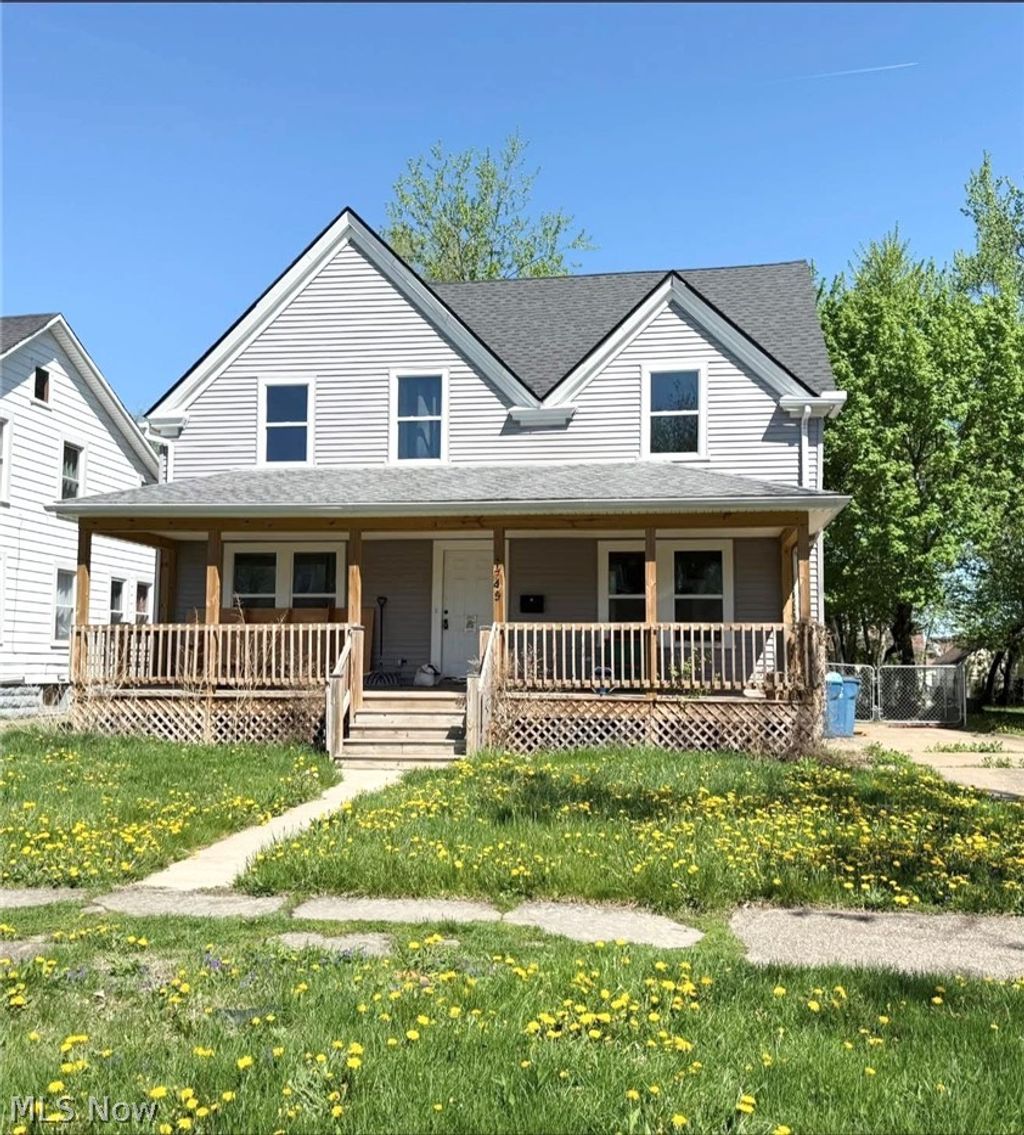 Photo of 1745 E 30th Street, Lorain, OH 44055 (MLS # 5202311)