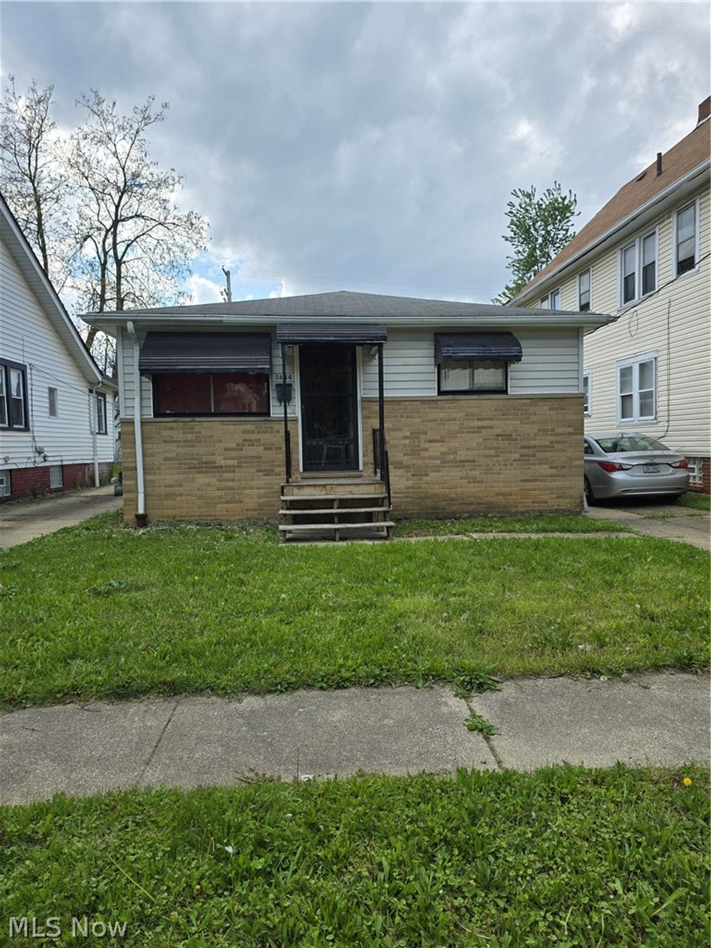Photo of 3684 E 144th Street, Cleveland, OH 44120 (MLS # 5208282)