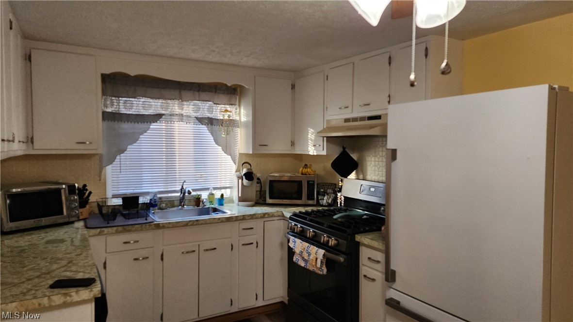 Globe Realty - Residential