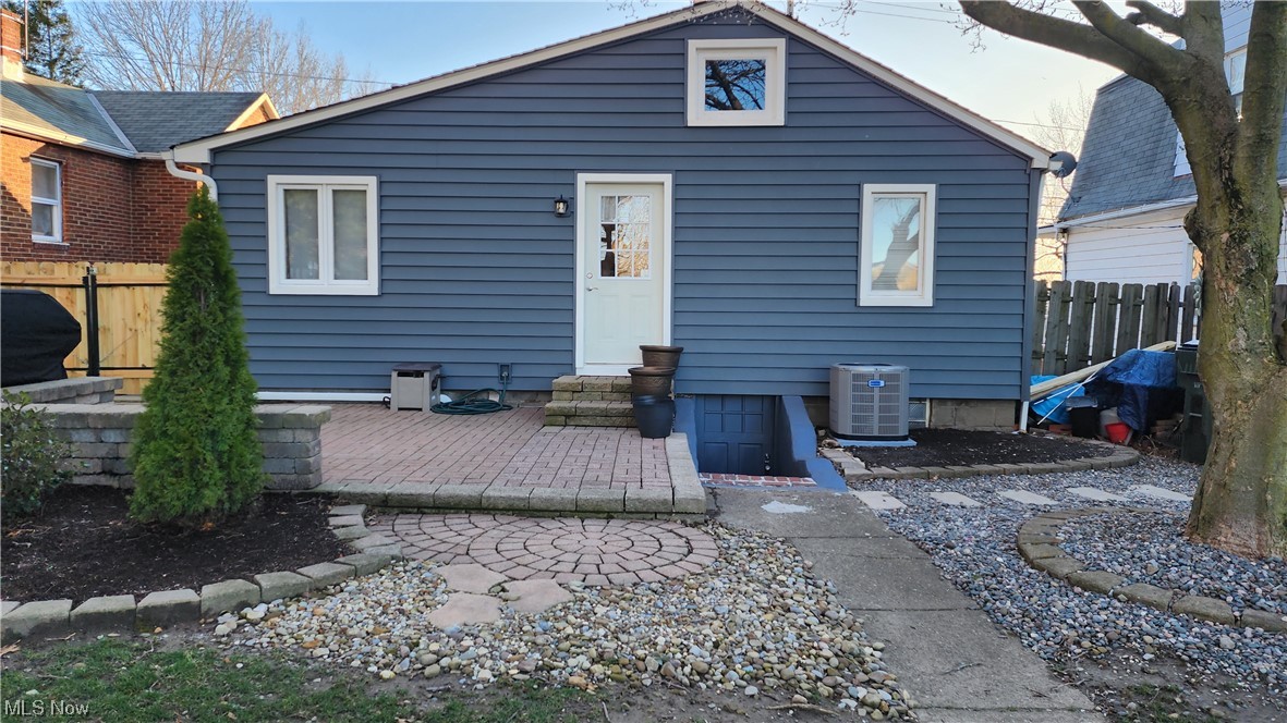 Globe Realty - Residential