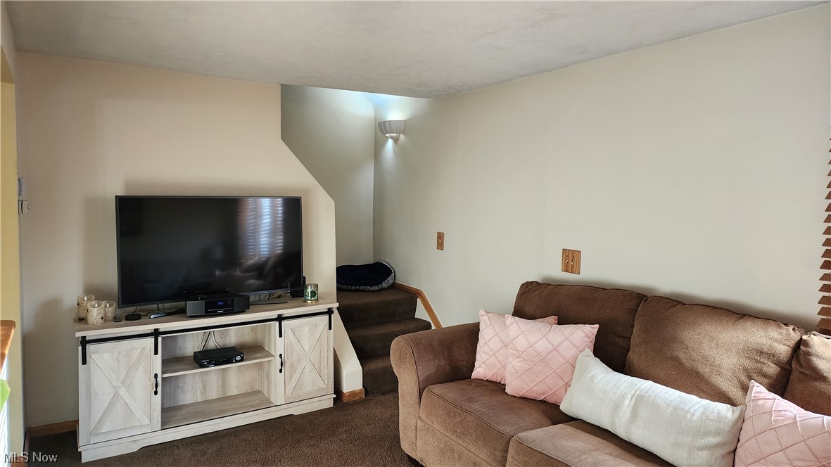 Globe Realty - Residential