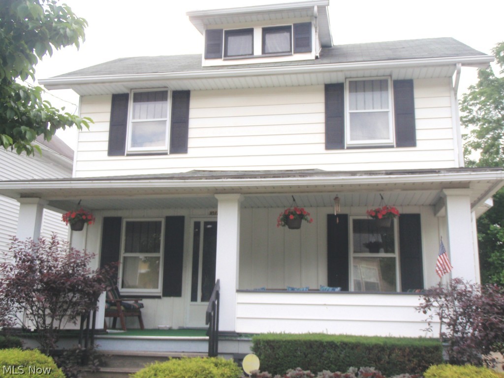 Owner has owned the house for over 55 years. You will love this four bedroom colonial. 1st floor bedroom, large bedrooms upstairs. Formal dining room, addition (2 bedrooms). Beautifully landscaped. Front porch, garage. Newer H2O tank. Move in and enjoy.