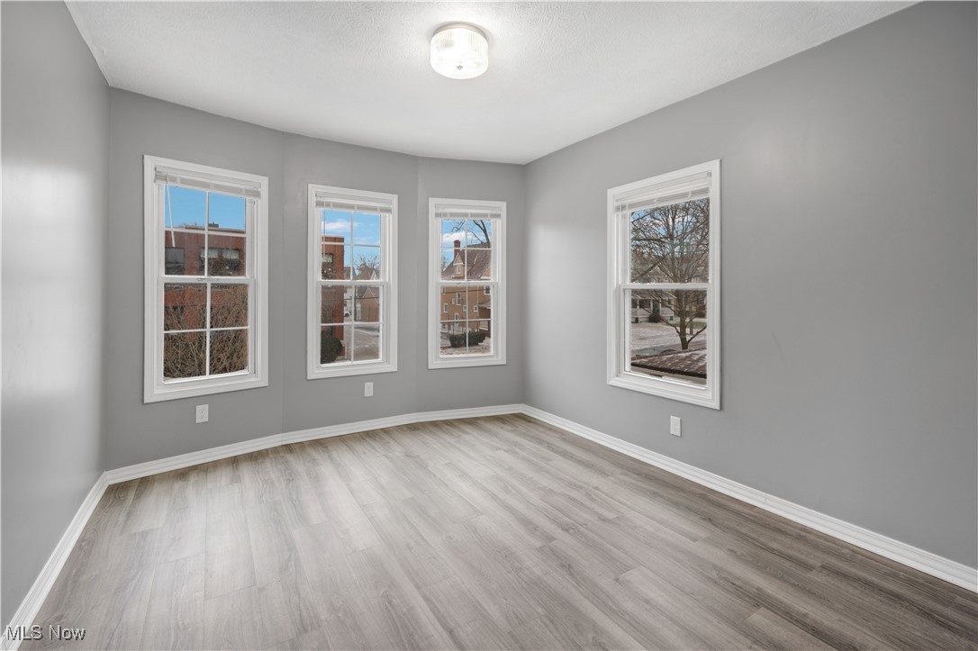 E L Marshalls - Residential