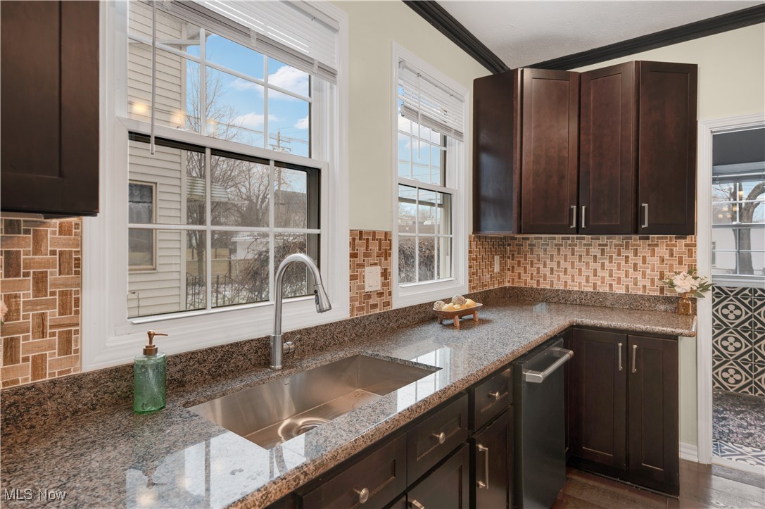 E L Marshalls - Residential