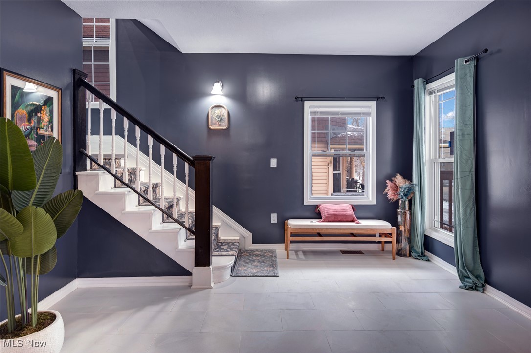 E L Marshalls - Residential