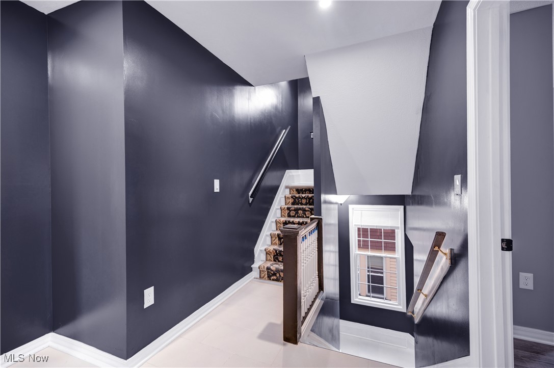 E L Marshalls - Residential