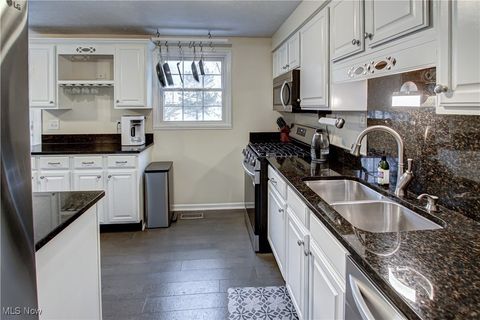 Tiny photo for 15724 Sassafras Drive, Strongsville, OH 44136 (MLS # 5178948)