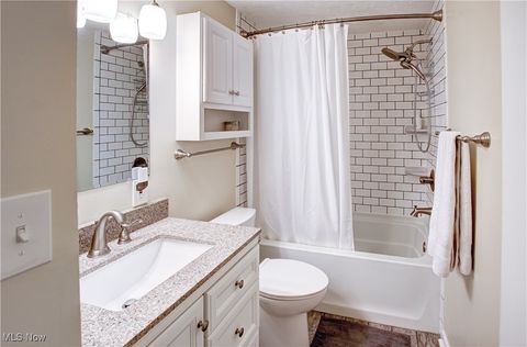 Tiny photo for 15724 Sassafras Drive, Strongsville, OH 44136 (MLS # 5178948)