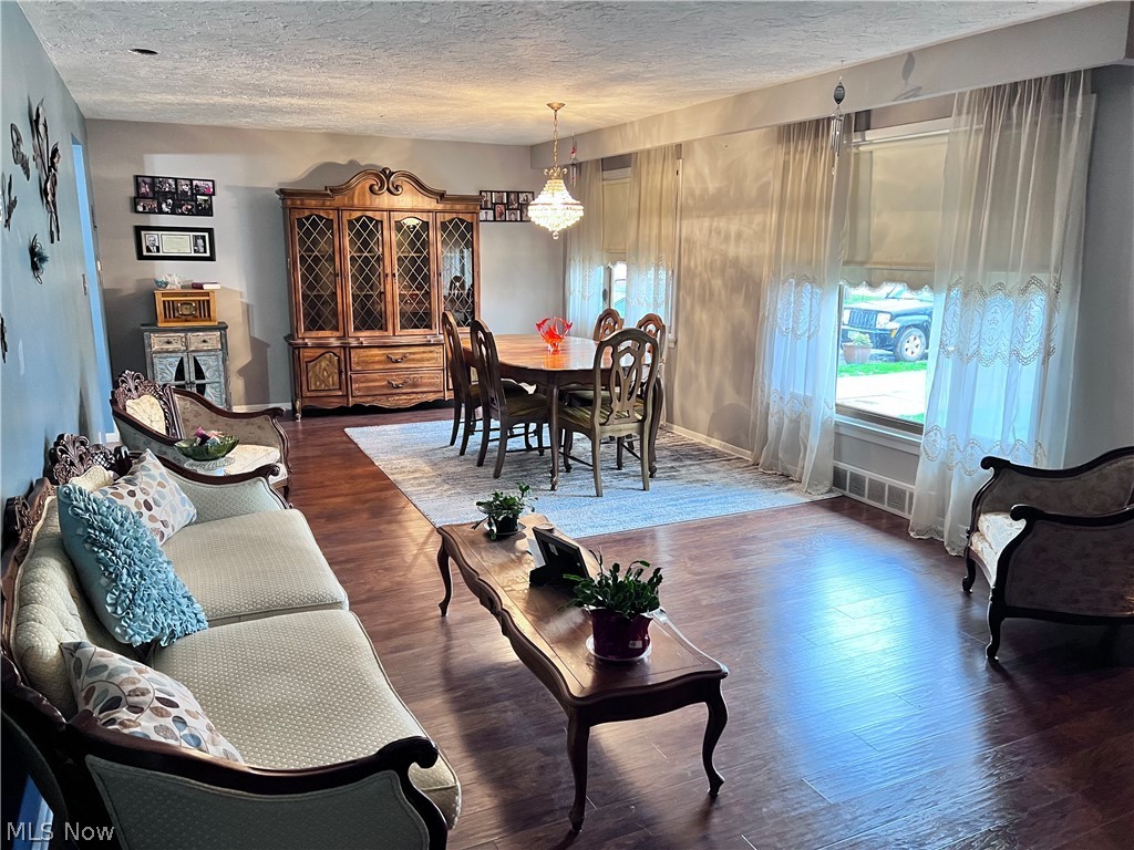 Mayfield 02 - Residential