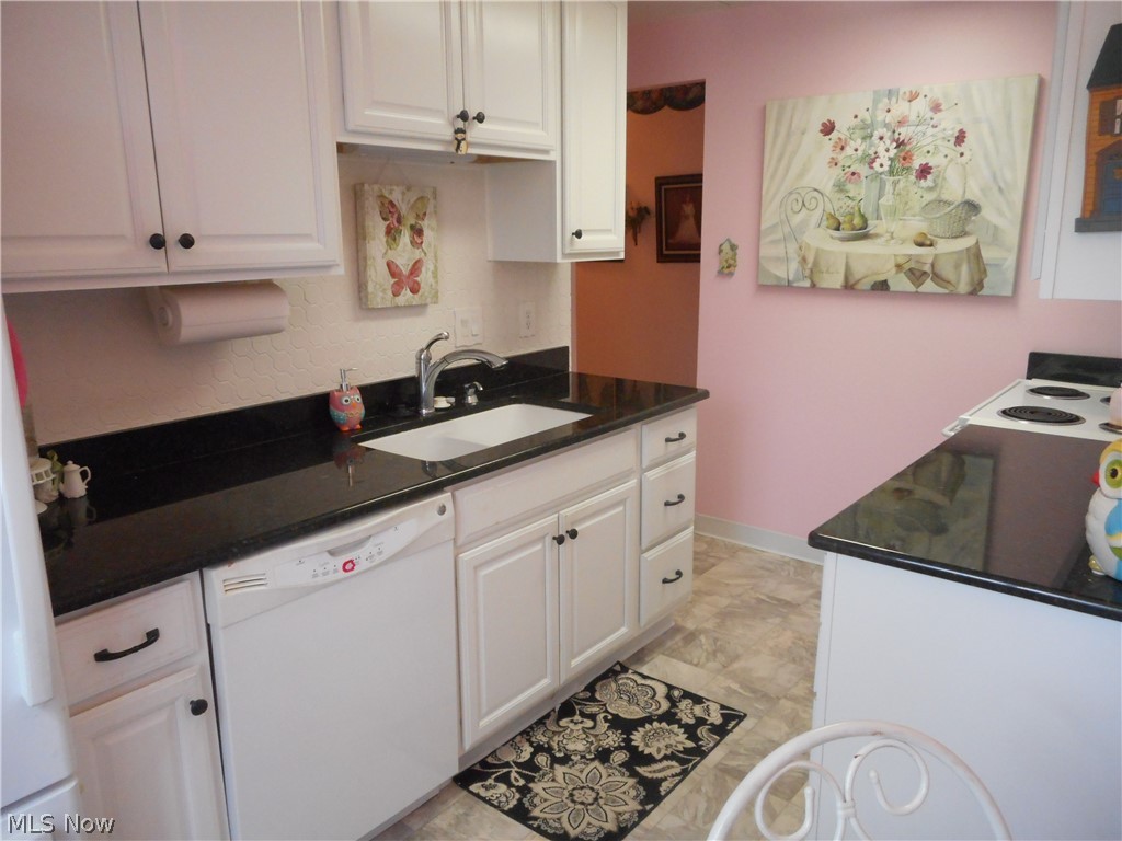 Silver Lake Towers Condo - Residential