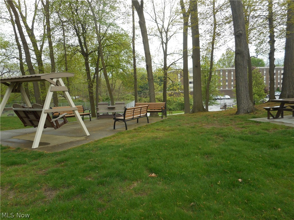 Silver Lake Towers Condo - Residential