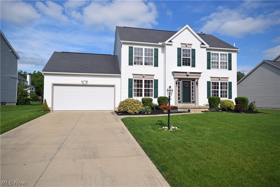 Welcome to your new home in Bayberry Estates! Open floor plan and spacious backyard with deck. 2-story foyer with balcony. Kitchen with hardwood floors and stainless appliances. Kitchen opens to spacious living room featuring a gorgeous fireplace. Morning room opens to the spacious deck. Formal dining room, office/reading room and half bath complete the first floor. Large master suite on the 2nd floor with vaulted ceiling, walk in closet and full master bath. 2nd floor also includes 2 additional bedroom, 2nd full bathroom and convenient 2nd floor laundry room. Bayberry estates includes great recreational amenities including community pool, weight room, club house, park with gazebo, walking trail & fully stocked pond with fountain! This home is a great value, a great home and a great community! Call TODAY to schedule your showing!
