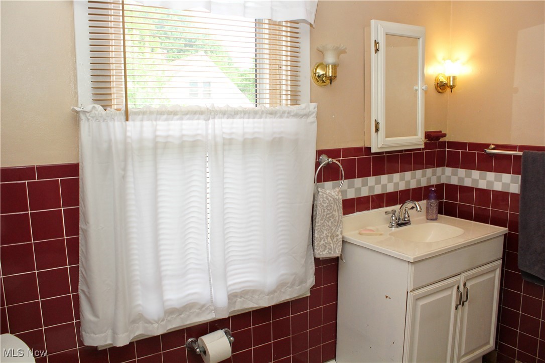 36 N Whitney Avenue, Youngstown, Ohio image 27