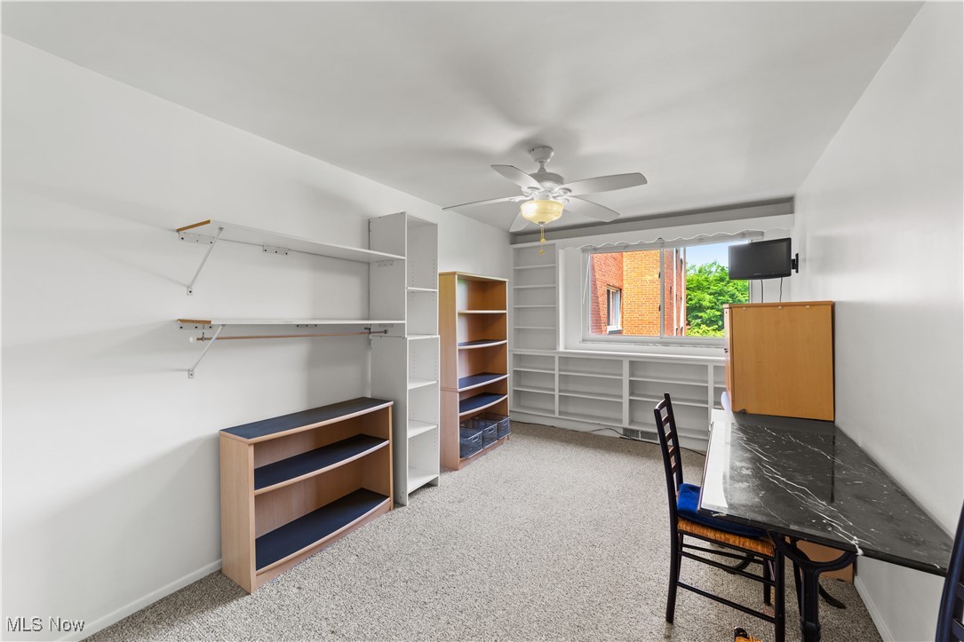 Carlton House Condo - Residential