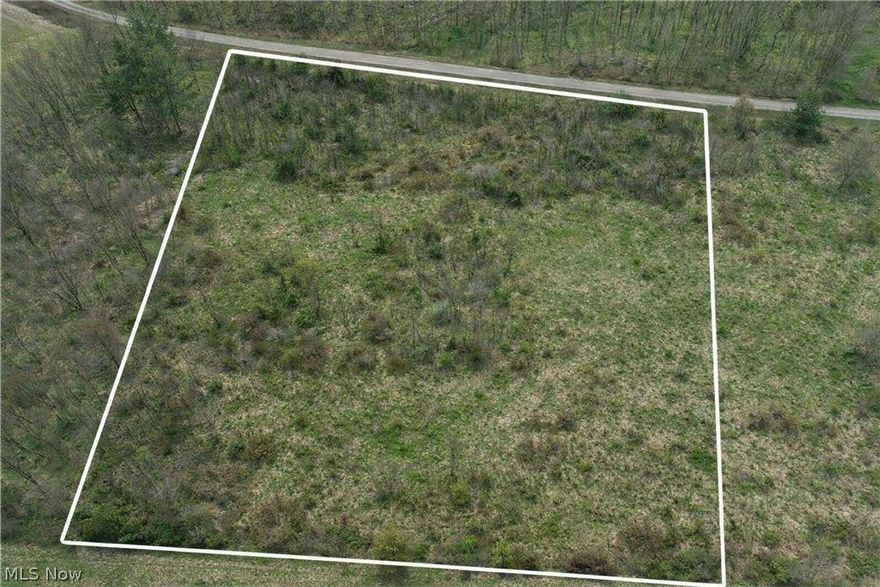 Excellent opportunity to own a vacant parcel offering a blank canvas for your vision. This property provides plenty of space for a future home, recreation, or investment potential. The lot offers a peaceful setting with natural surroundings and flexibility for a variety of uses. Do not miss this opportunity to secure land and create something truly your own.