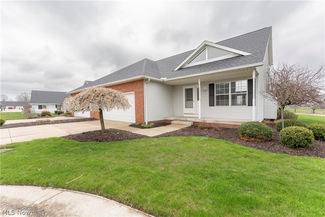 Condos/St Andrews - Residential