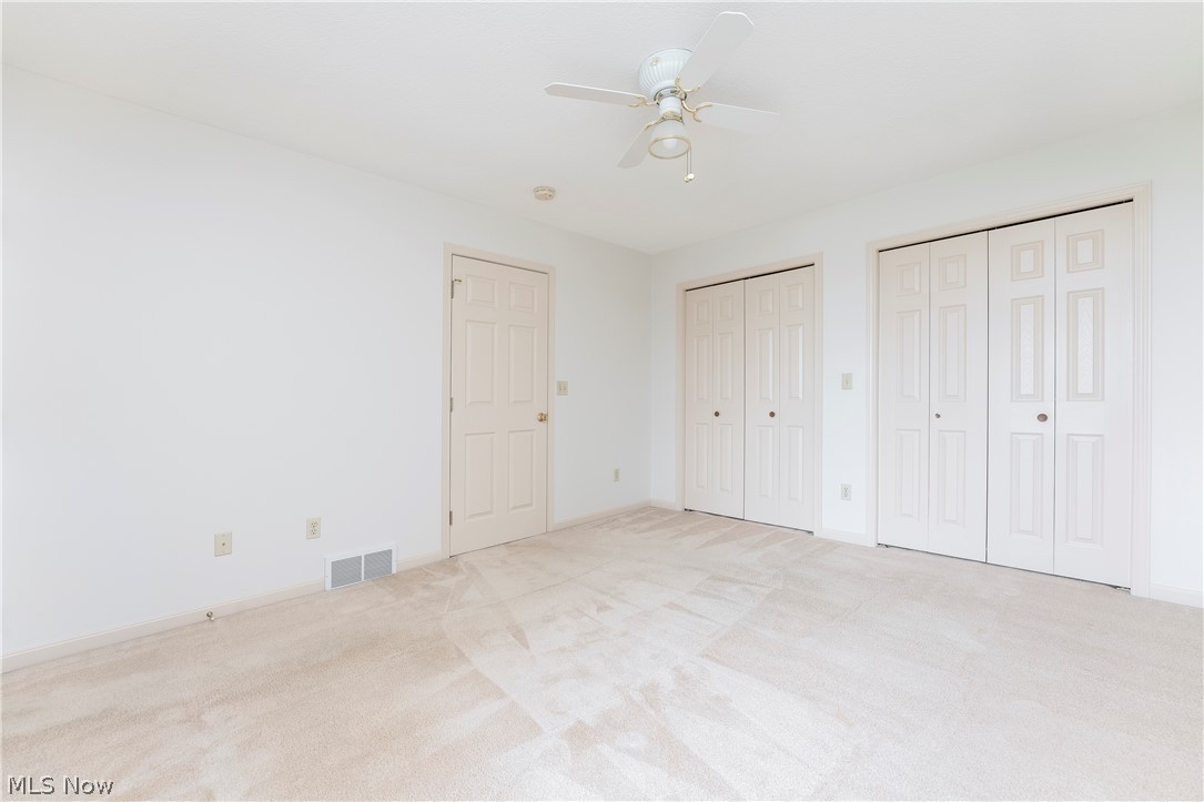 Condos/St Andrews - Residential