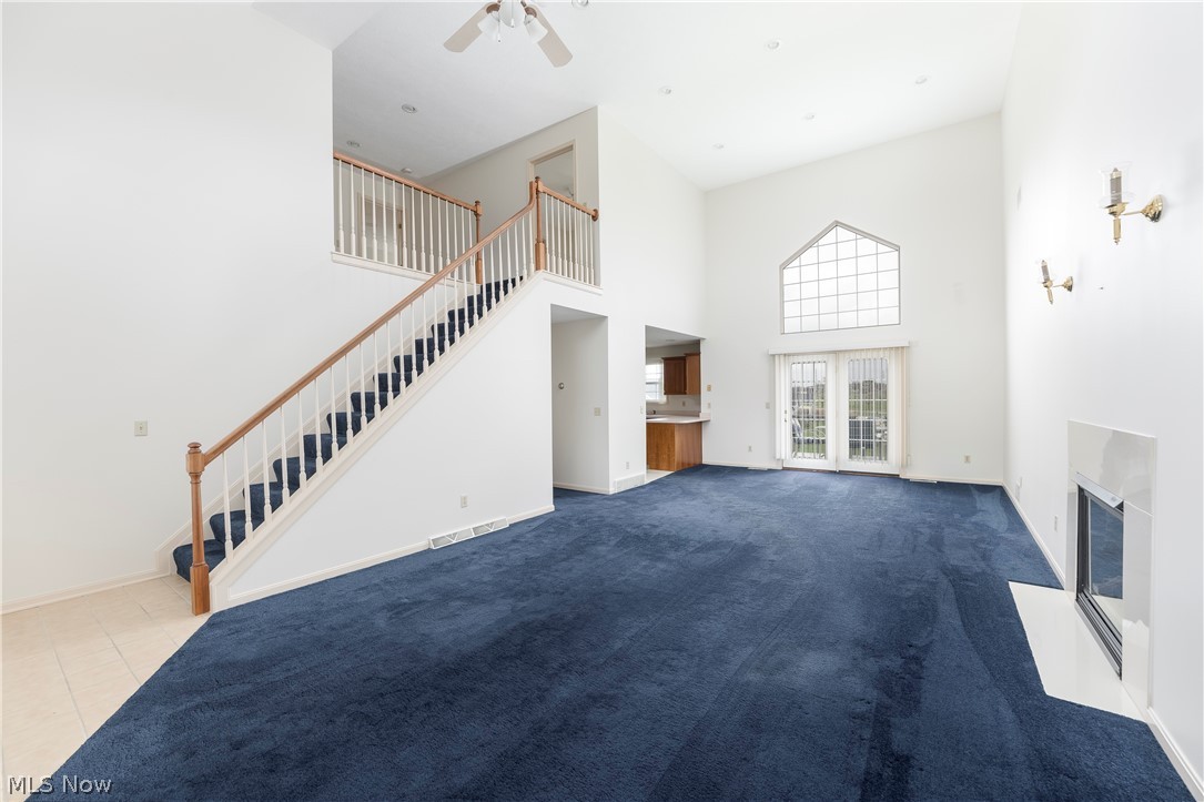 Condos/St Andrews - Residential