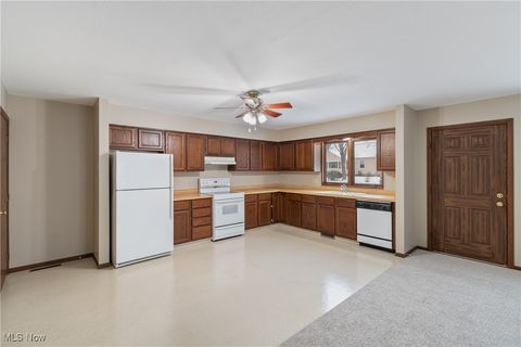 Tiny photo for 601 Sill Avenue, Cuyahoga Falls, OH 44221 (MLS # 5178911)