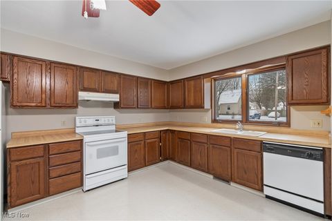 Tiny photo for 601 Sill Avenue, Cuyahoga Falls, OH 44221 (MLS # 5178911)