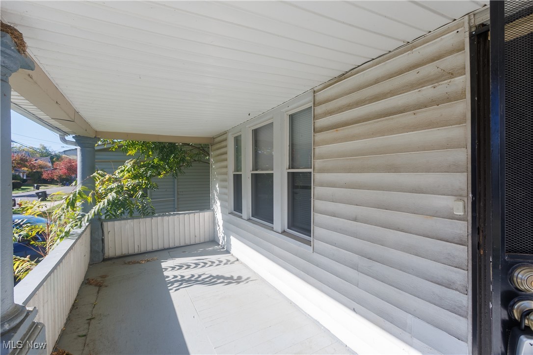 15901 Pythias Avenue