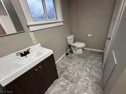 Tiny photo for 483 Douglas Street, Akron, OH 44307 (MLS # 5191475)