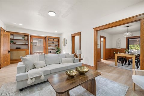 Tiny photo for 2206 Westminster Road, Cleveland Heights, OH 44118 (MLS # 5192891)