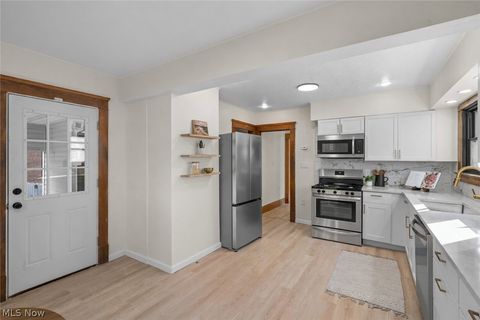 Tiny photo for 2206 Westminster Road, Cleveland Heights, OH 44118 (MLS # 5192891)