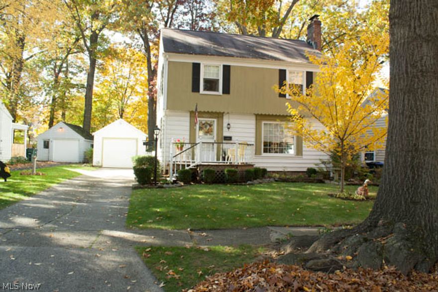 Well-kept 3 Bedroom Colonial in River Estates features large, fireplaced Living room with crown molding, Formal Dining room with built-in corner hutch, Eat-in applianced Kitchen with small, built-in china cabinet and pantry.  Upstairs are the 3 nice-sized bedrooms and full bath.  There's also an enclosed back porch which leads to the fenced-in backyard and 1-car garage.  Finished basement and laundry area give you more living space.   Newer windows.  Hardwood floors under carpet.  Make this your new HOME!