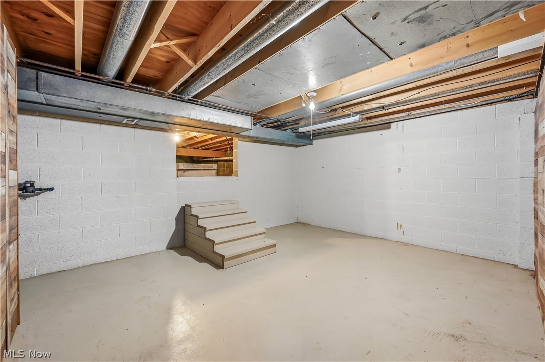 Greenfield Oval Condo - Residential